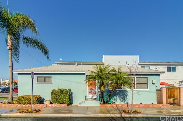 Property Photo:  340 12th Street  CA 90740 