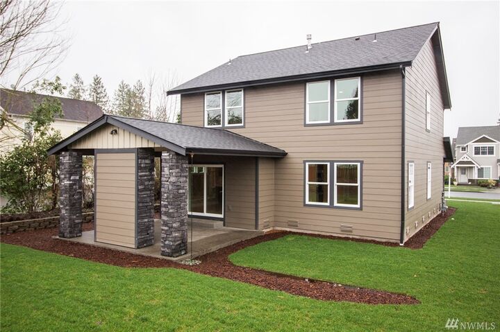 Property Photo:  1751 Garfield St  WA 98022 