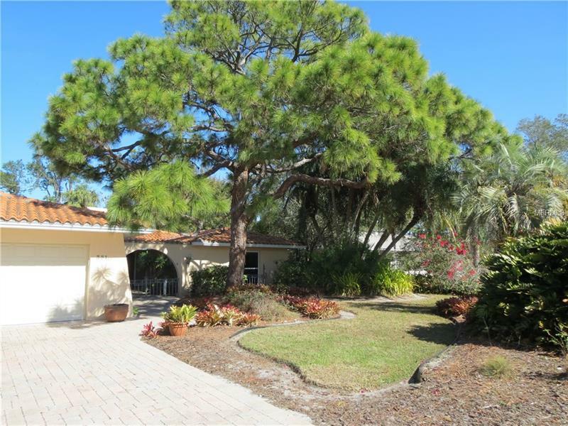 Property Photo:  351 N Shore Drive  FL 34234 