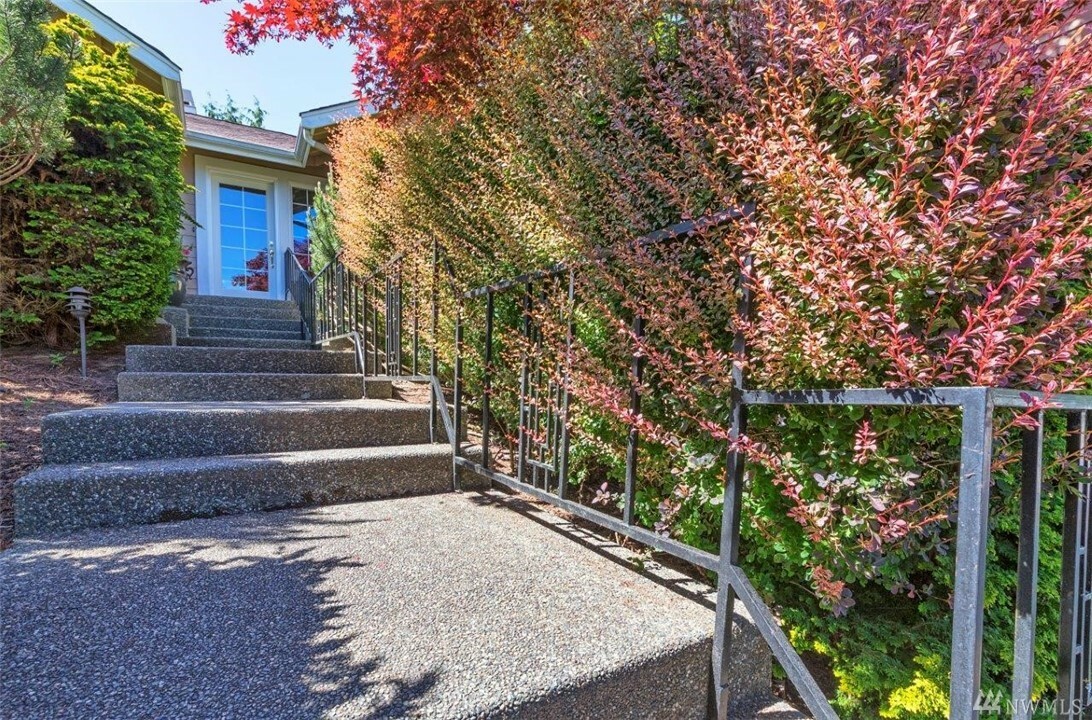 Property Photo:  23 Explorer Lane  WA 98365 