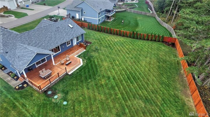 Property Photo: 9216 Fox Ridge Lane SE WA 98513