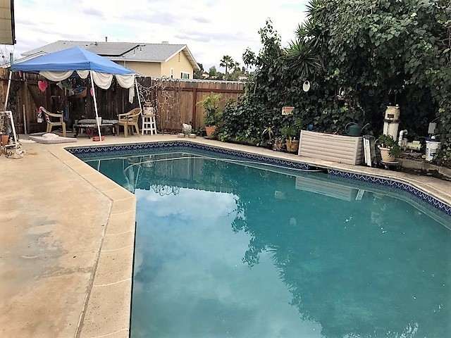 Property Photo: 1457 Glen Avon Drive CA 92069