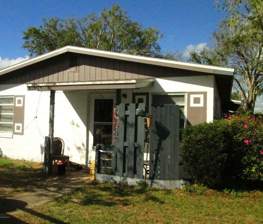 Property Photo:  502 Hillcrest Avenue  FL 32796 