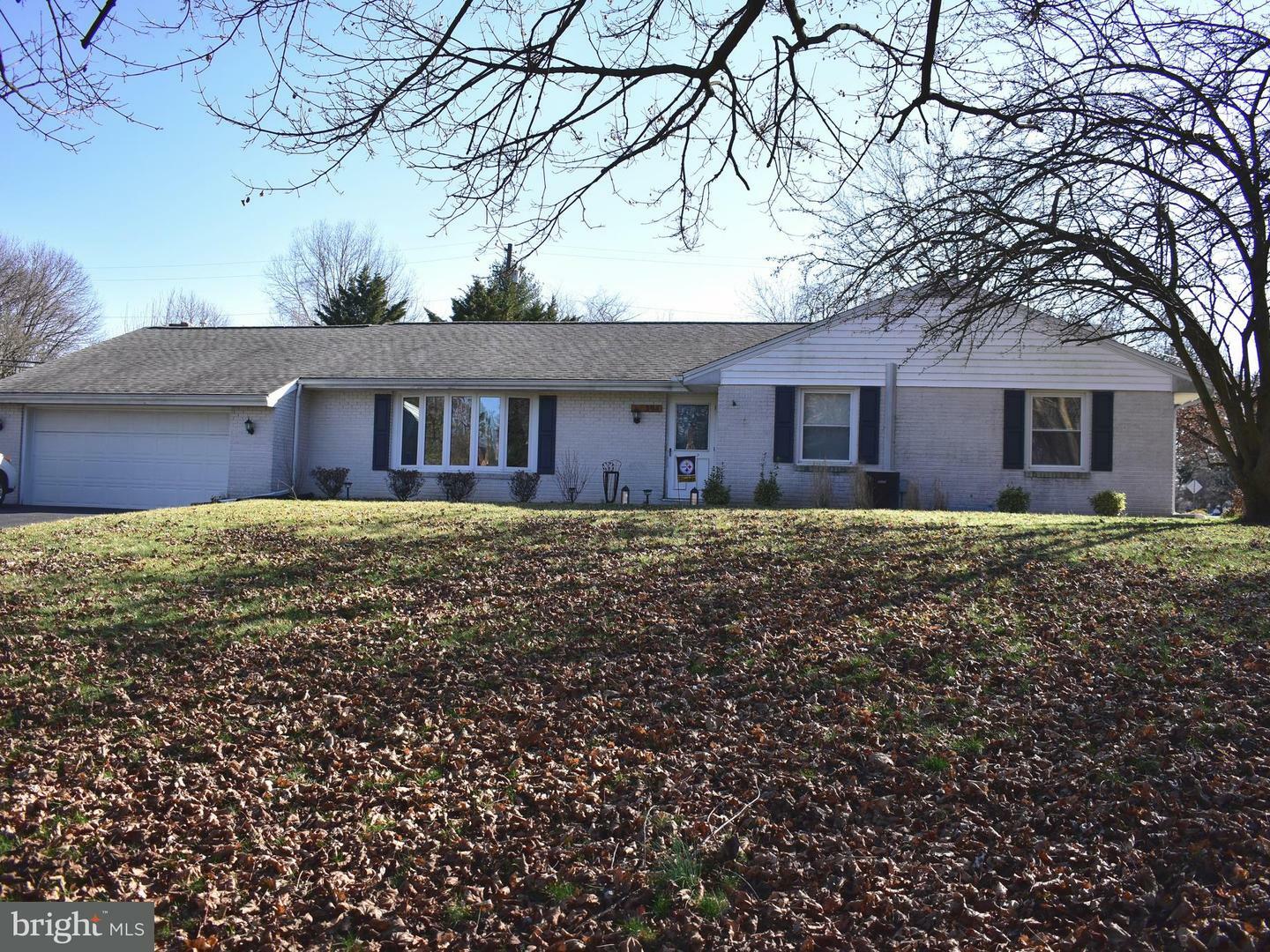 Property Photo:  398 Briar Lane  PA 17202 