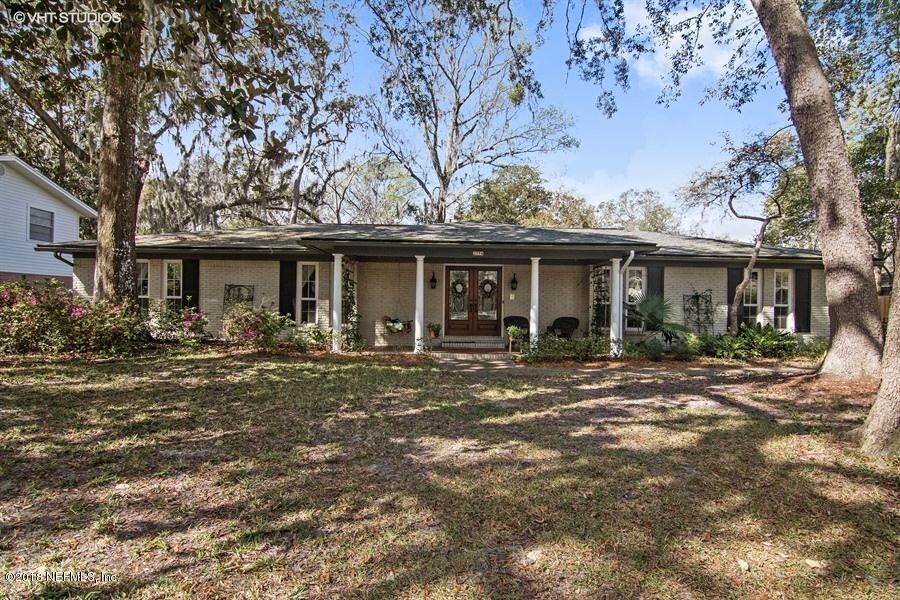 Property Photo: 2374 Stafford Drive FL 32073
