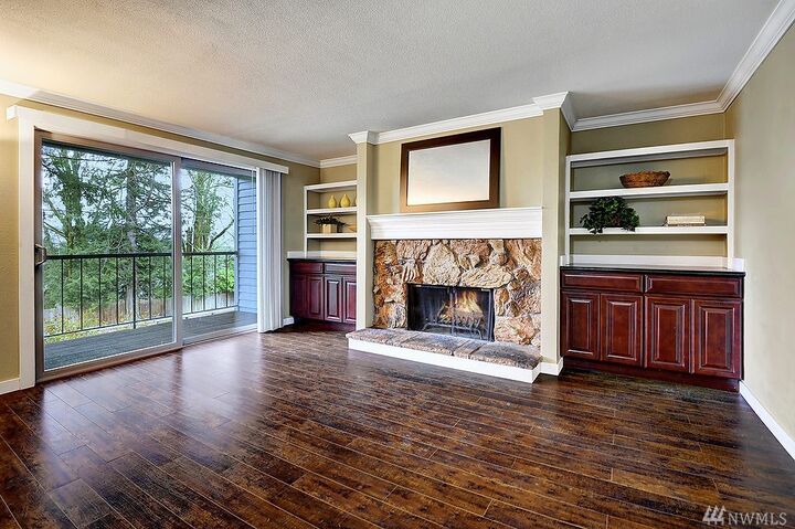 Property Photo:  4737 W Lake Sammamish Pkwy SE A212  WA 98027 