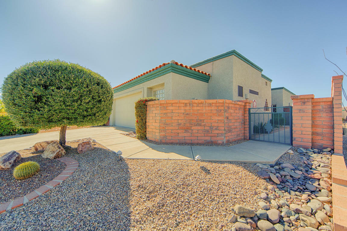 Property Photo:  2049 W Amblemorn Drive  AZ 85622 