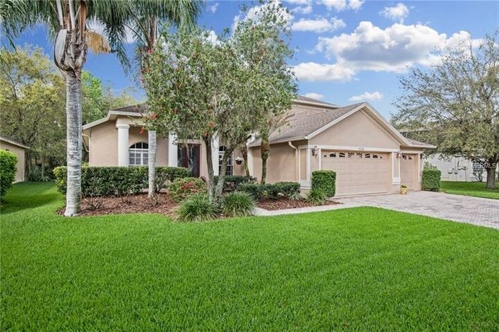 Property Photo:  16320 Sambourne Lane  FL 33647 