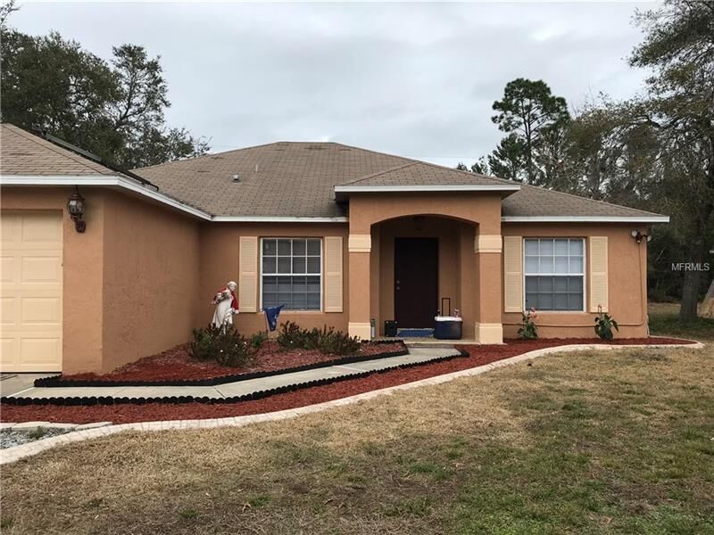 Property Photo: 1017 Treadway Drive FL 32738