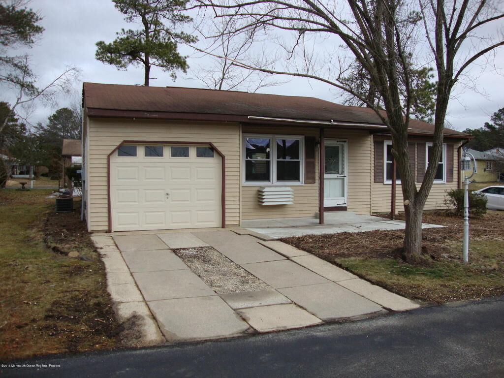 Property Photo:  1 Orchard Drive  NJ 08759 