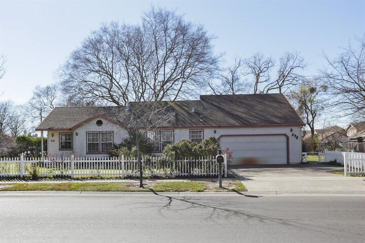 590 Ford Road  Sacramento CA 95838 photo