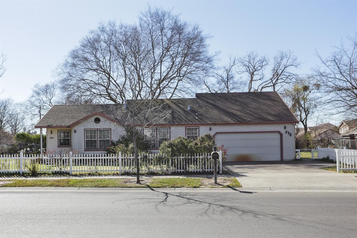 Property Photo: 590 Ford Road CA 95838