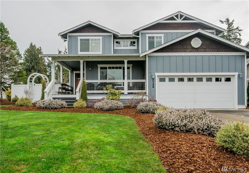 Property Photo:  2120 Bayview Ave  WA 98230 