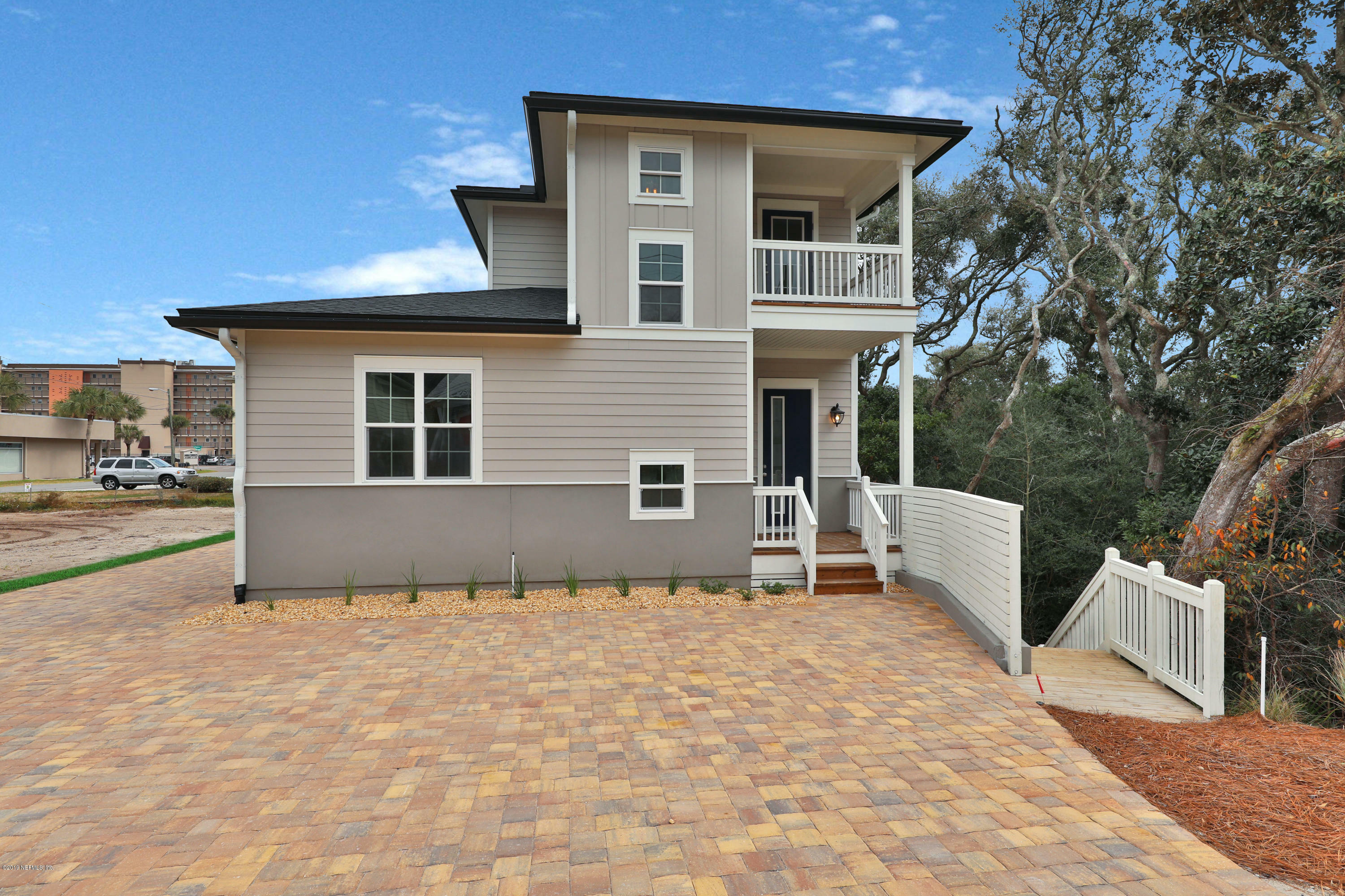 Property Photo:  3416 1st Ave  FL 32034 