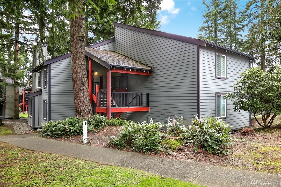 Property Photo:  14655 NE 31st St C6  WA 98007 