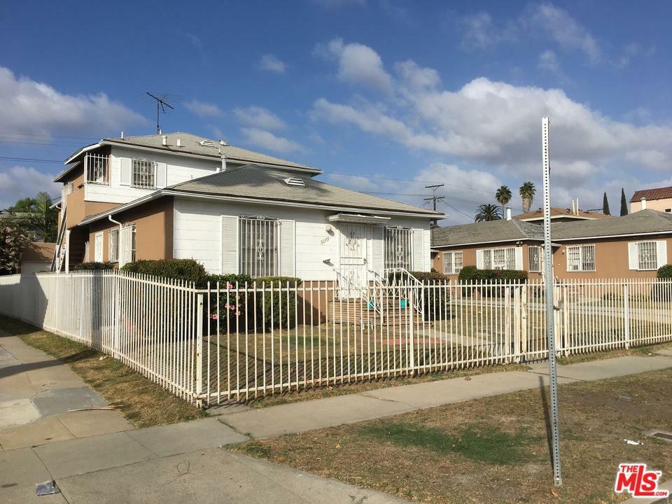 Property Photo: 5079 W 21st St CA 90016