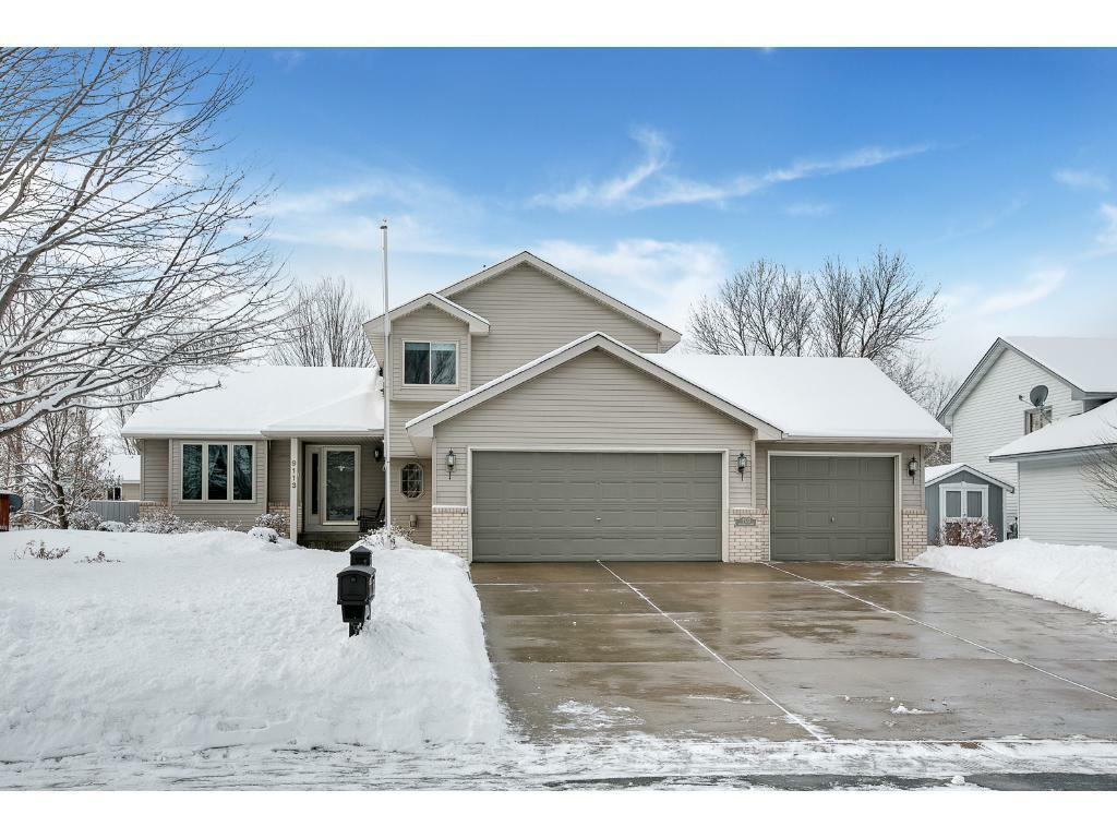 Property Photo:  9113 Prestwick Court N  MN 55443 