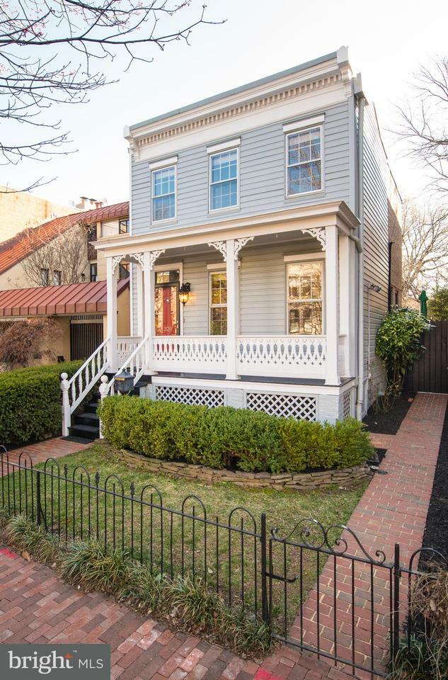 Property Photo: 320 9th Street SE DC 20003