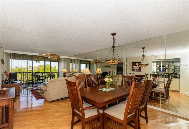 Property Photo: 11590 Shipwatch Drive 442 FL 33774