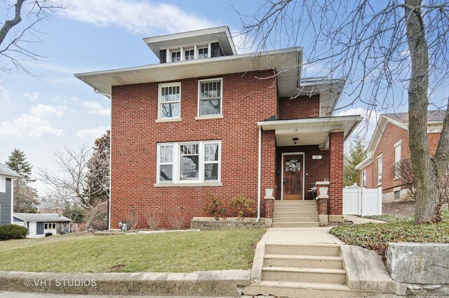 Property Photo: 15 Franklin Avenue IL 60540