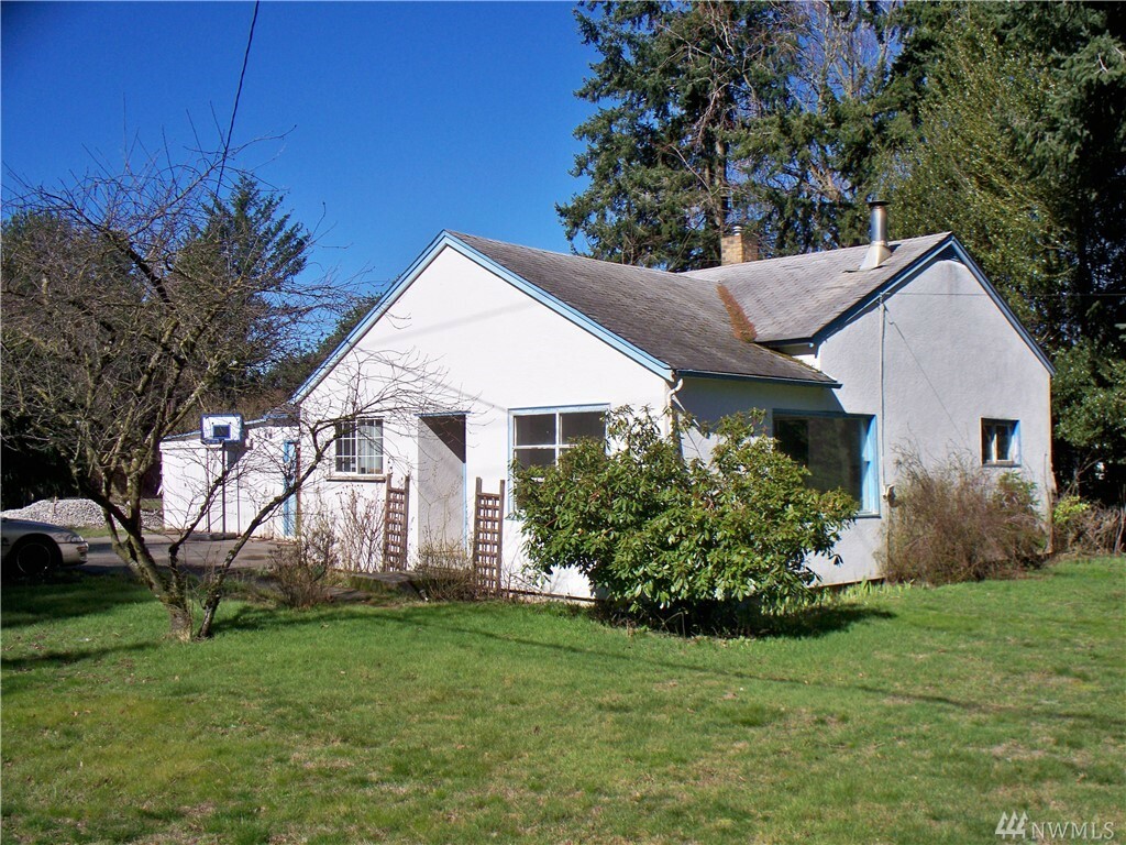 Property Photo:  306 W Pole Road  WA 98264 