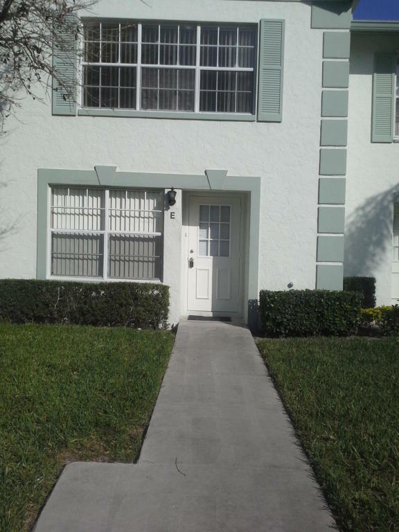 Property Photo:  3701 Savoy Lane  FL 33417 