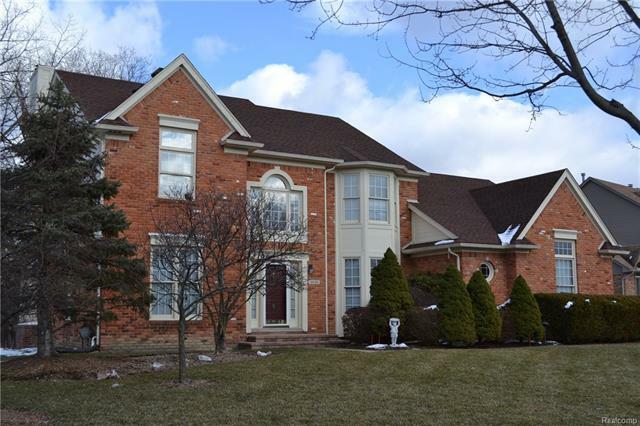 Property Photo: 6634 Tree Knoll Drive MI 48098