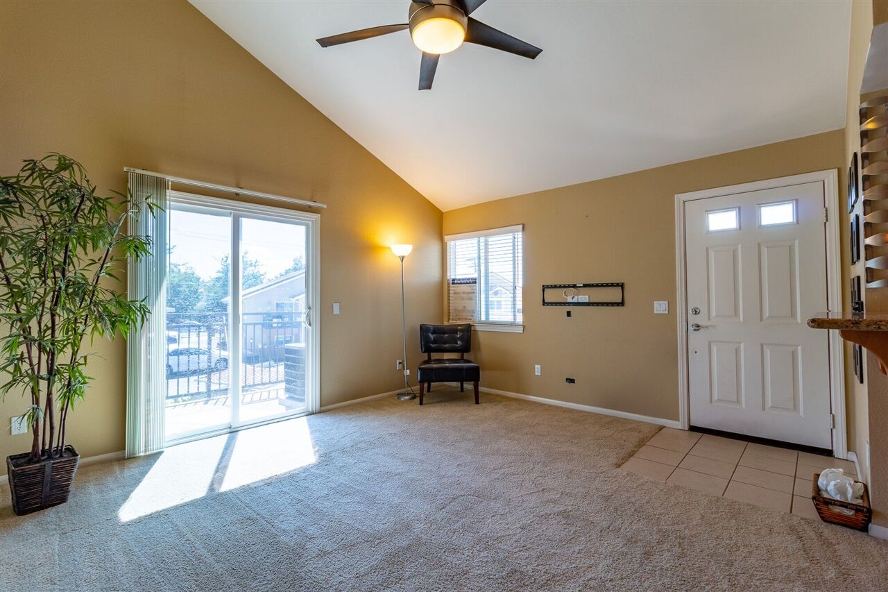 MLS180013968 495 San Pasqual Valley Road, Unit 140, Escondido, CA 92027