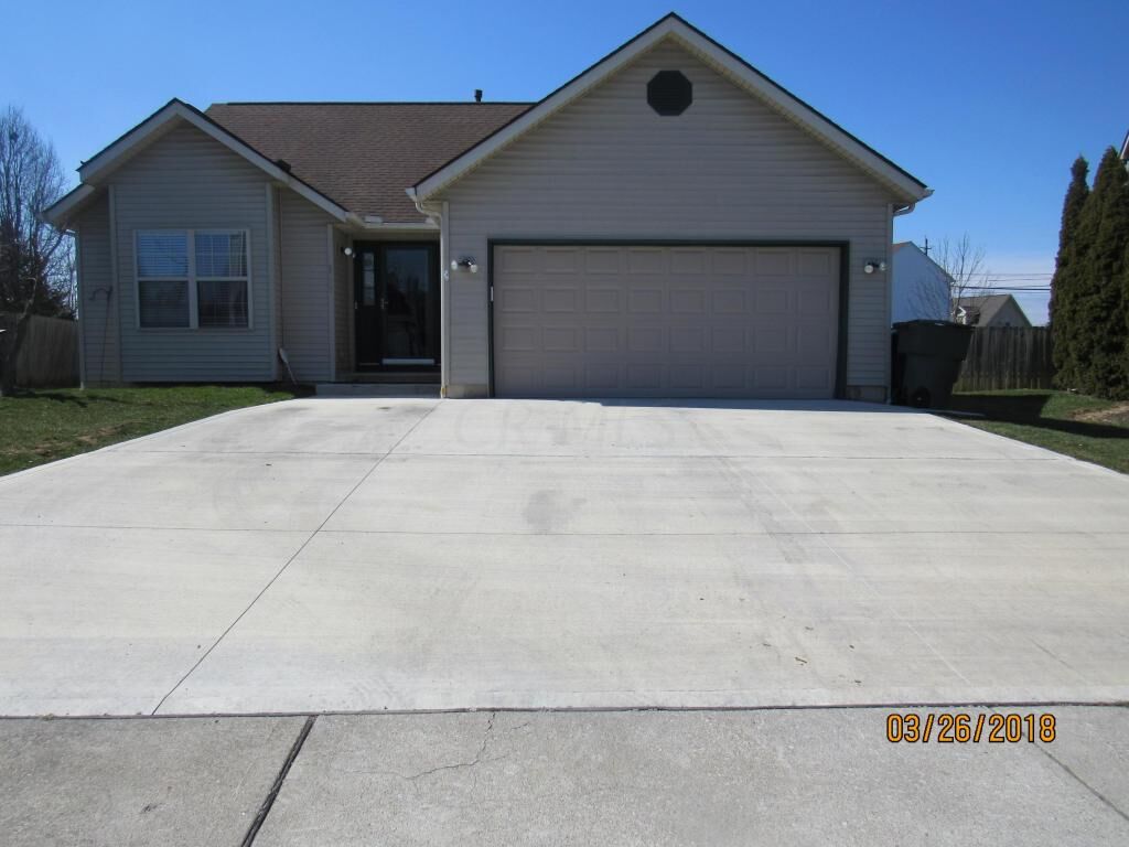 Property Photo:  2527 Willowgate Road  OH 43123 