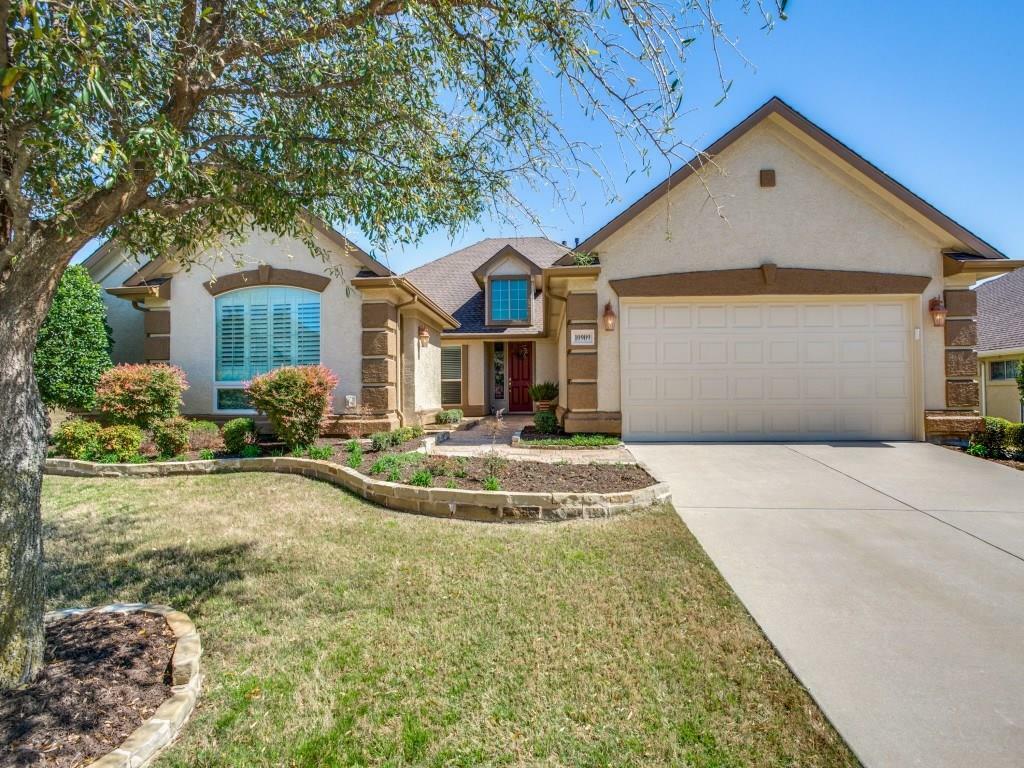 Property Photo: 10909 Fieldstone Street TX 76207
