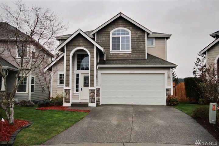11621 183rd St E  Puyallup WA 98374 photo