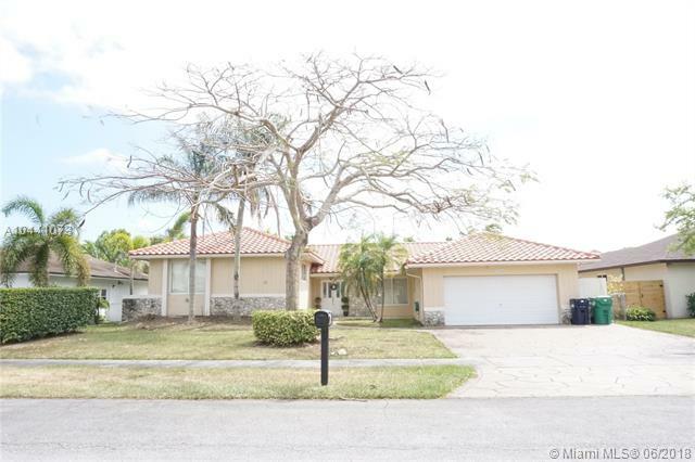 Property Photo: 11464 SW 100th Ter FL 33176