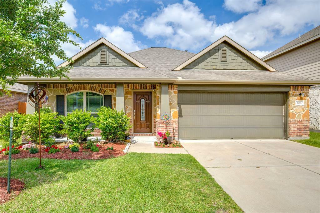 Property Photo: 3011 Westwood Manor Lane TX 77047