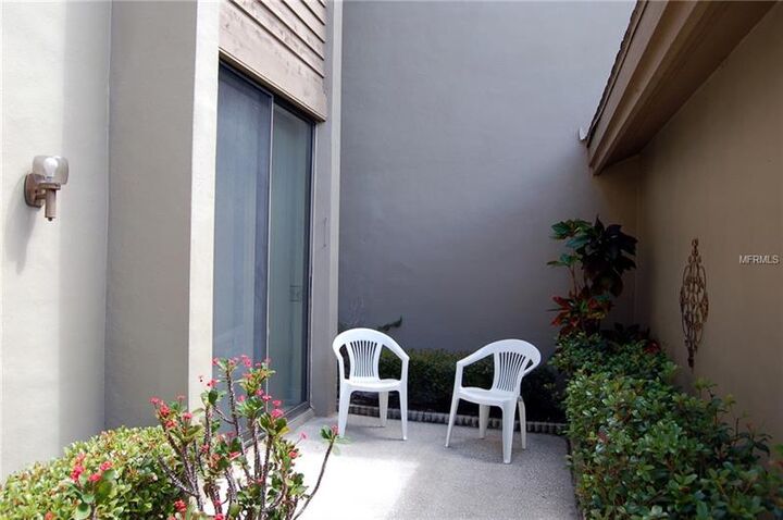 Property Photo: 3079 Landmark Boulevard 1604 FL 34684