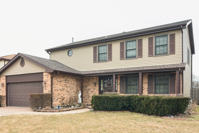 Property Photo:  578 Longtree Drive  IL 60090 