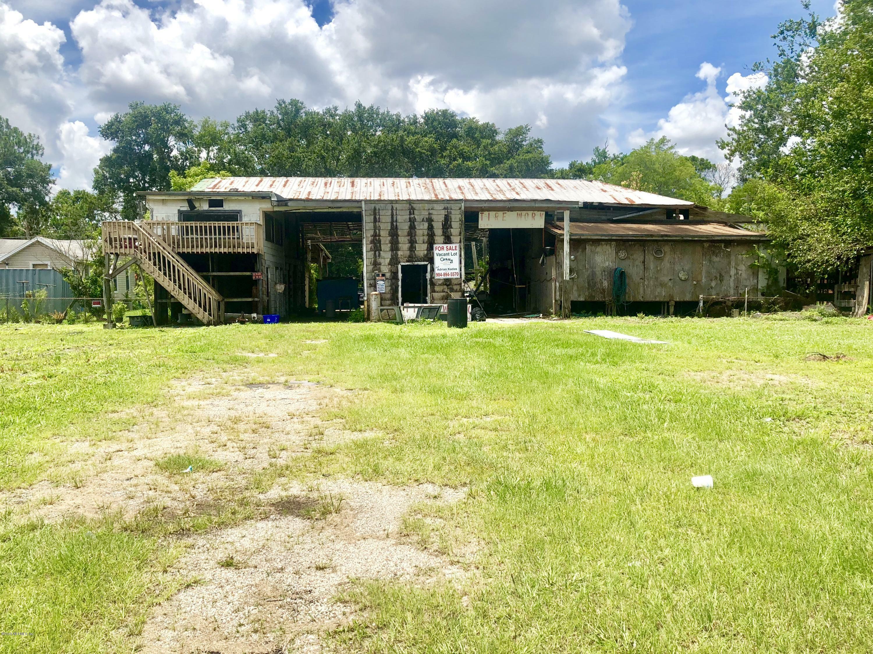 Property Photo:  5110 Old Kings Road  FL 32254 