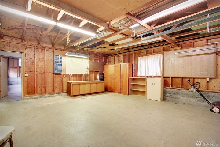 Property Photo: 306 S 308th St WA 98003