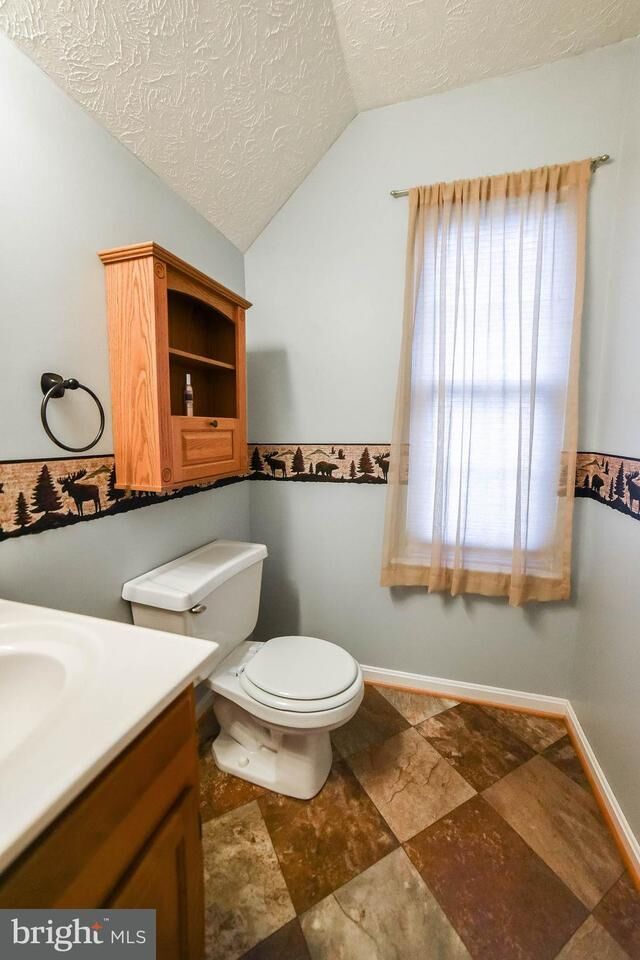 Property Photo:  22099 Saint Clements Circle  MD 20634 