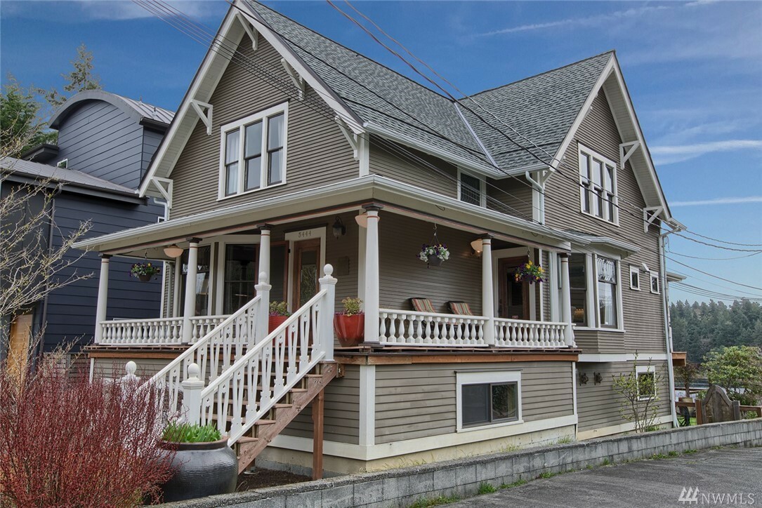 Property Photo: 5444 57th Ave S WA 98118