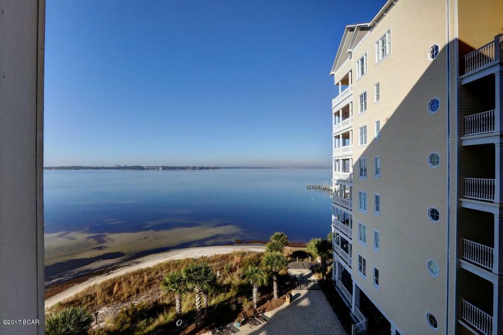 Property Photo: 3001 W 10th 512 Street 512 FL 32401
