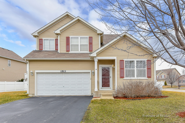Property Photo: 1513 Legacy Pointe Boulevard IL 60431
