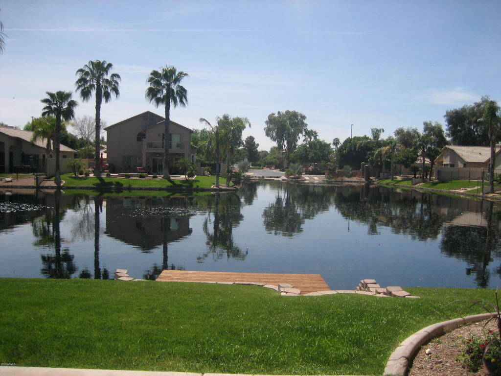 Property Photo: 1893 W Canyon Way AZ 85248