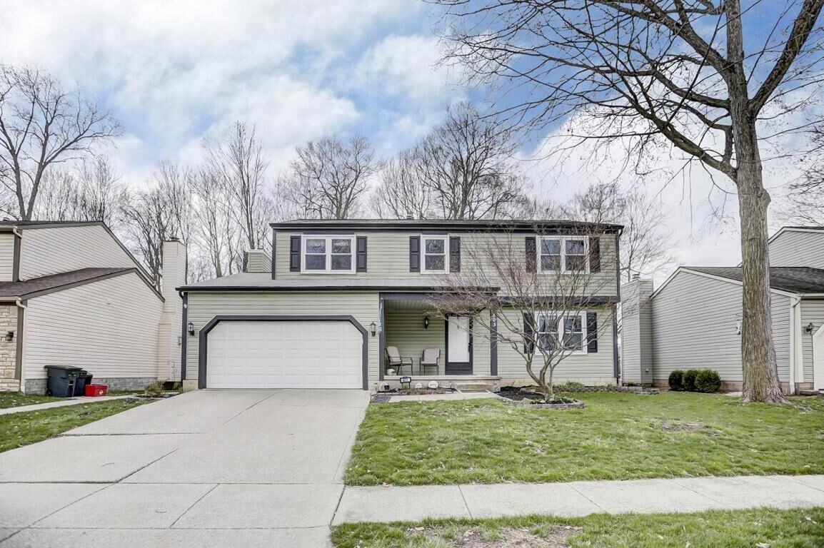 Property Photo: 803 Lindenhaven Road OH 43230