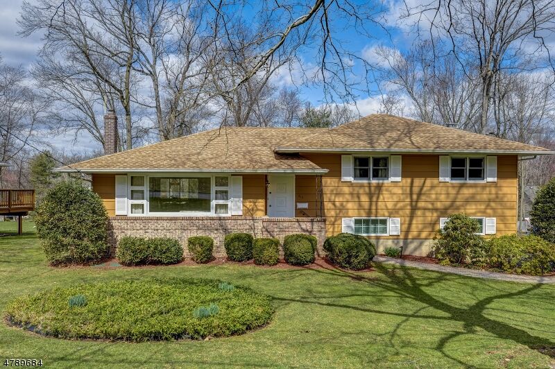 Property Photo:  312 Timber Dr  NJ 07922 