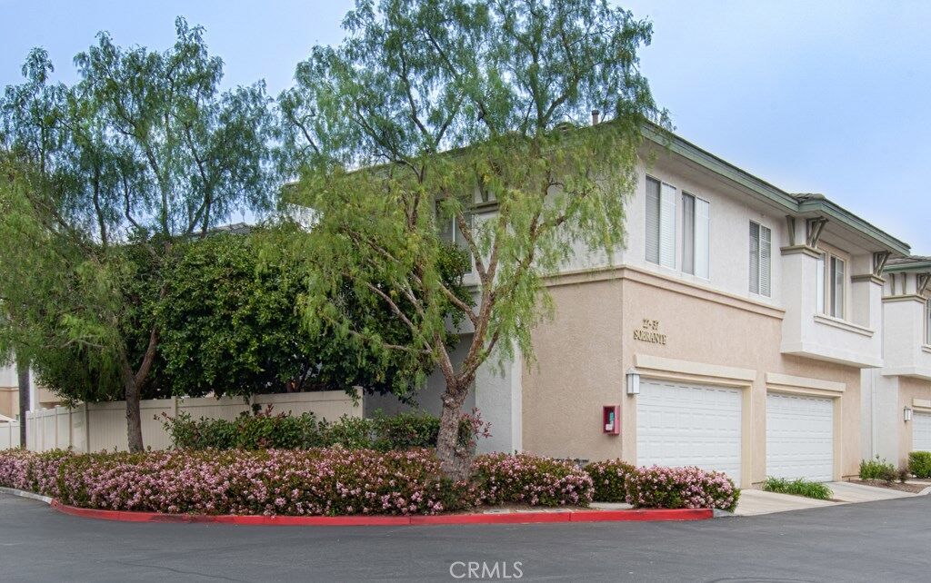 Property Photo: 37 Sobrante CA 92656