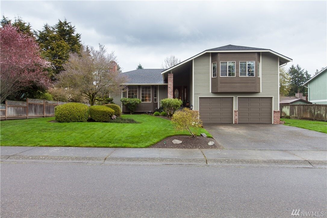 Property Photo:  23825 107th Place W  WA 98020 