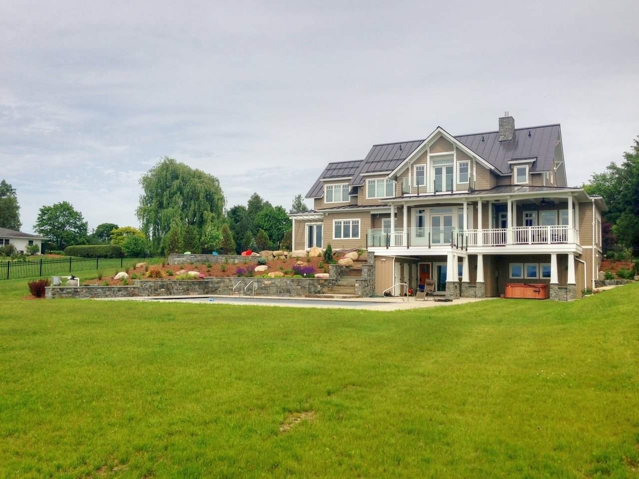 Property Photo:  1437 Spear Street 1  VT 05403 