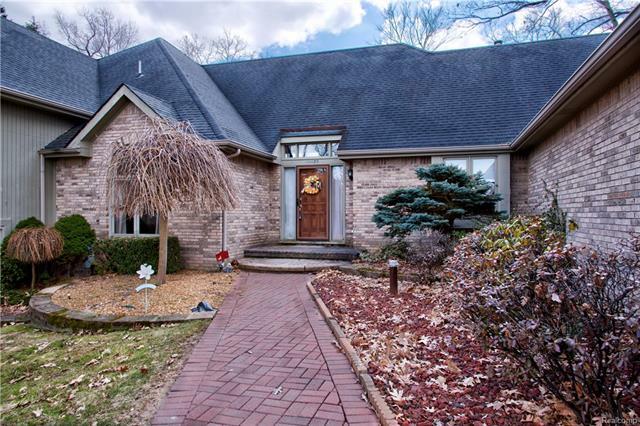 Property Photo:  11130 Kilarney Drive  MI 48095 