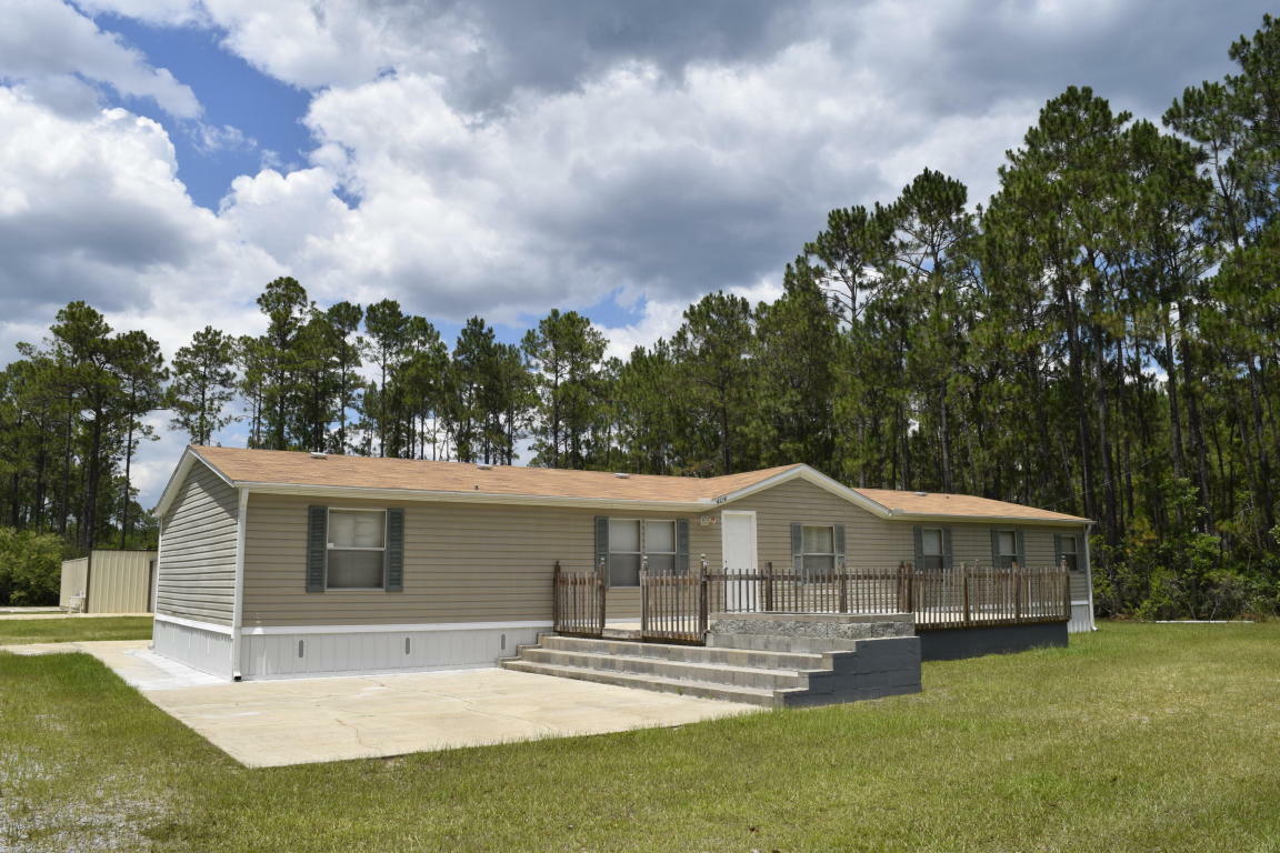 Property Photo:  404 Alpine Way  FL 32404 