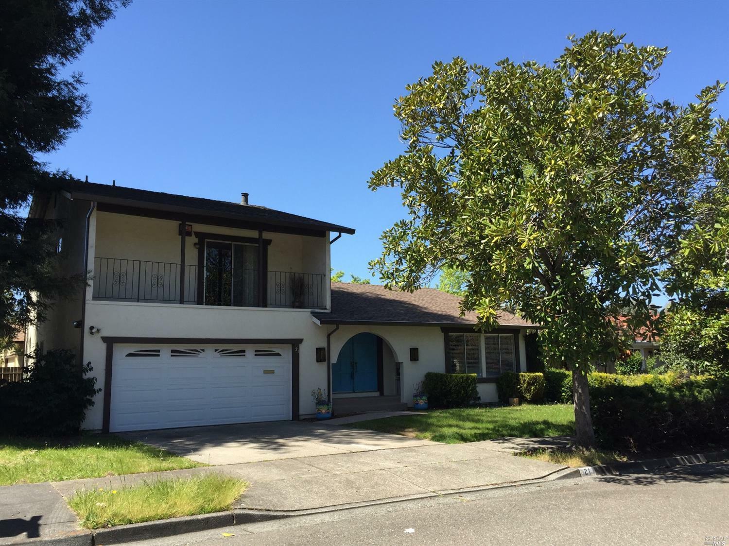 Property Photo:  21 Creekview Court  CA 95409 